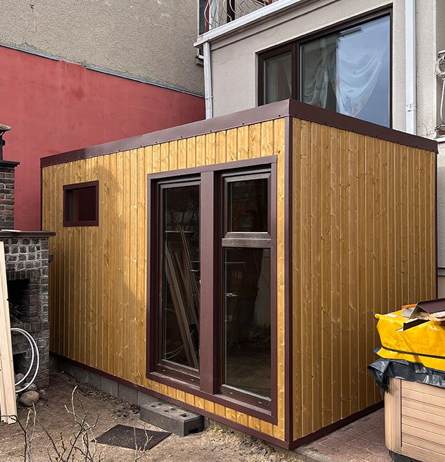 Karkasinės pirtys su moderniu dizainu