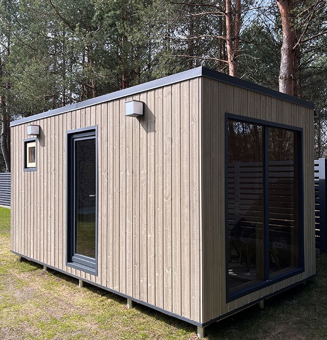 Karkasinės pirtys su moderniu dizainu